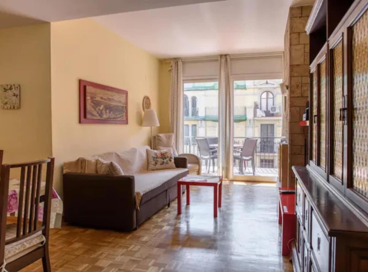 Ramblas Unique & Spacious Flat 4br Terrace 20m Ramblas Apartment *
